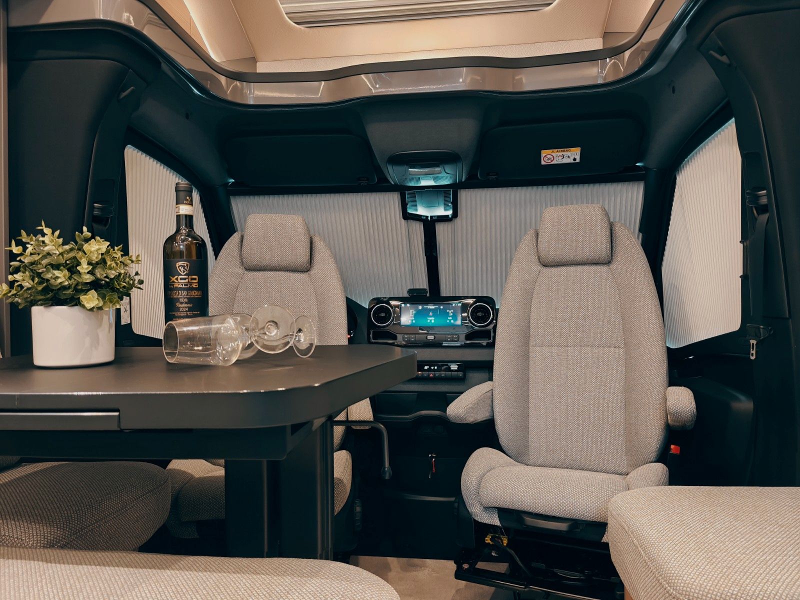Fahrzeugabbildung HYMER / ERIBA / HYMERCAR B-KLASSE MC T 680 PREMIUM - SOFORT LIEFERBAR!