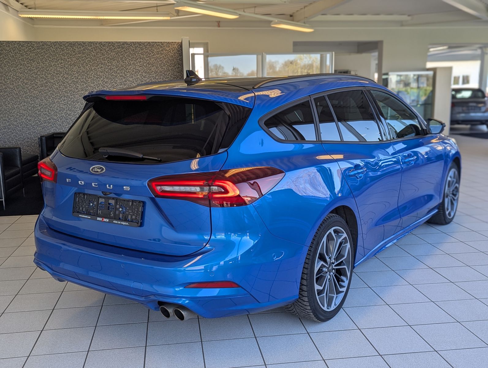 Fahrzeugabbildung Ford Focus 1.0 ST-Line X EB Matrix B&amp;O ACC Kamera 18"