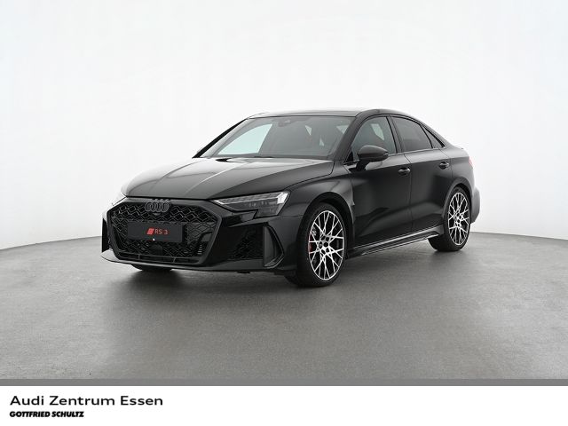 Audi RS3 LIMOUSINE