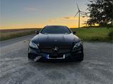 Mercedes-Benz E 400 4MATIC Autom. - - Mercedes-Benz E 400 von privat