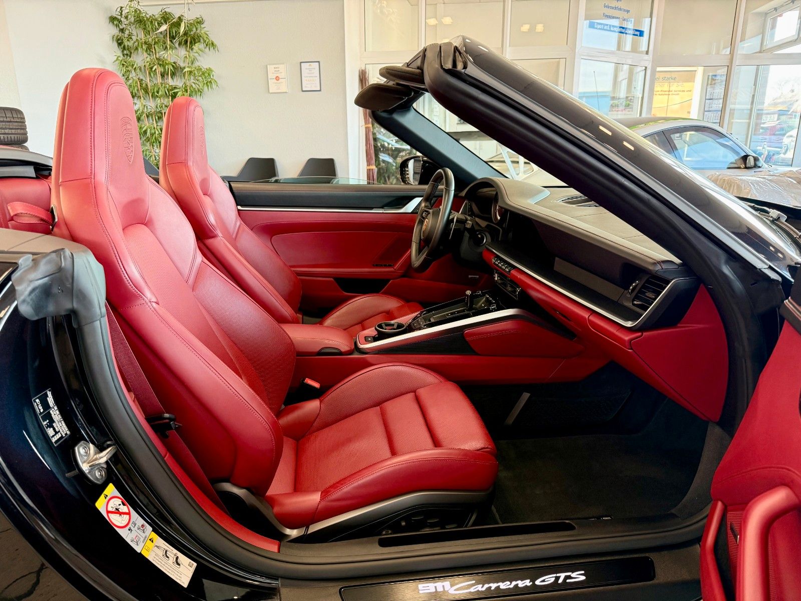 Fahrzeugabbildung Porsche 911 992 Carrera GTS Cabrio LIFT/ACC/360/APPROVED