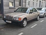 Mercedes-Benz Mercedes Benz 190E 2,0 Automatik klima. 01... - Mercedes-Benz 190 in Duisburg