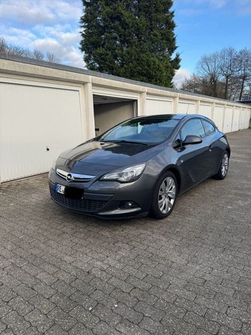 Opel Astra J GTC 1.4 Turbo Edition