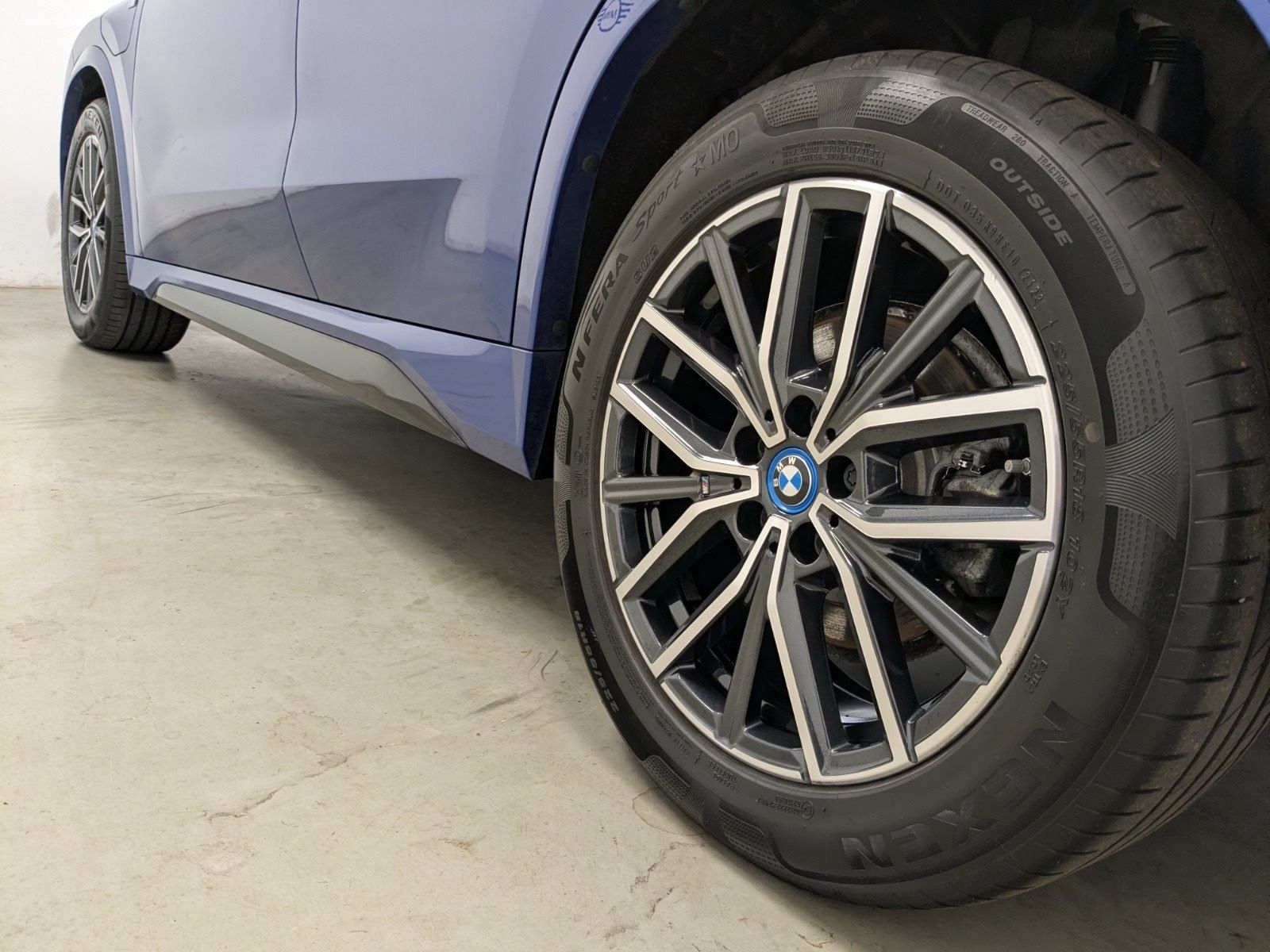 BMW X1 xDrive30e M Sport DA PA HUD HiFi LED SHZ 18 foto 15
