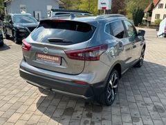 NISSAN Qashqai 1.3DIG-T Akari Autom. DCT Pano Voll-Lede