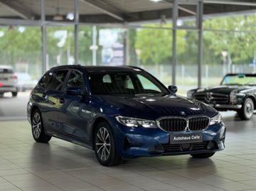 Fahrzeugabbildung BMW 320d xDr Tour ACC DAB Hi-Fi Kamera 360°