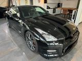 Nissan GT-R Black Edition/HKS Turbokit/4-Zoll-Aga/800+H - Nissan GT-R: Black Edition