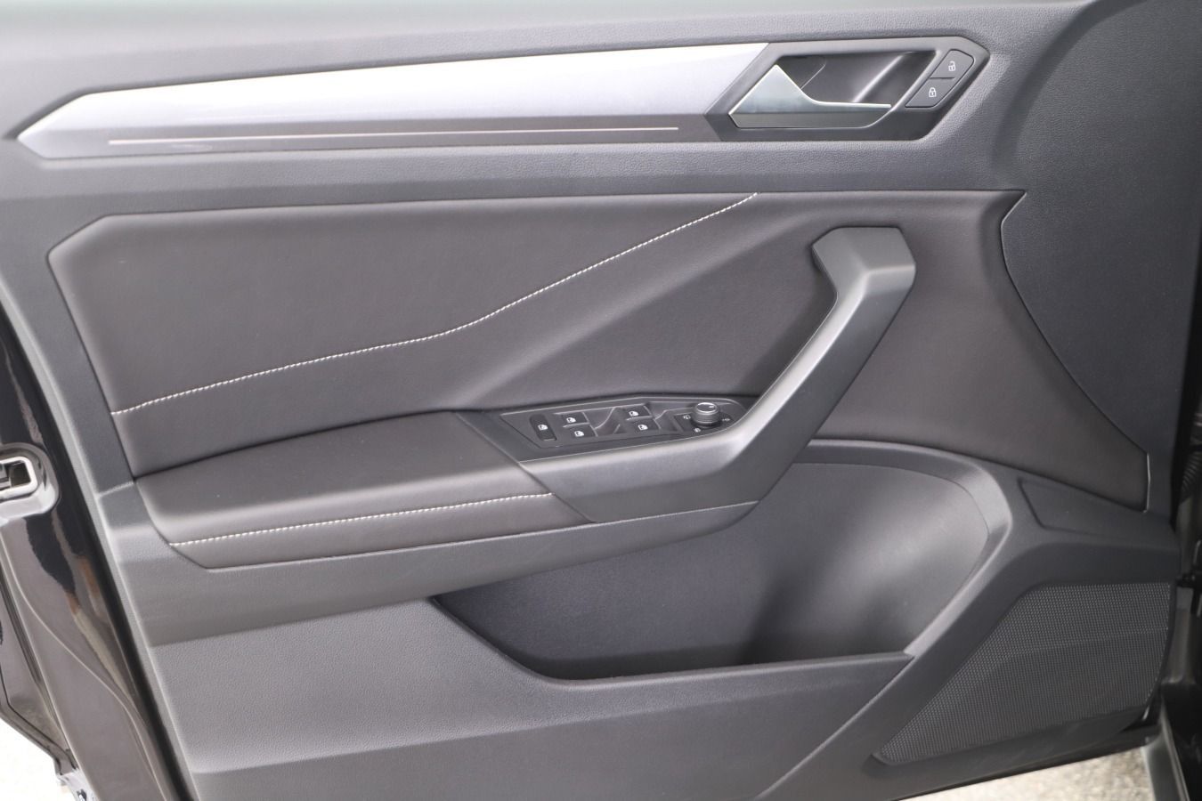 Volkswagen T-Roc - Bild 14