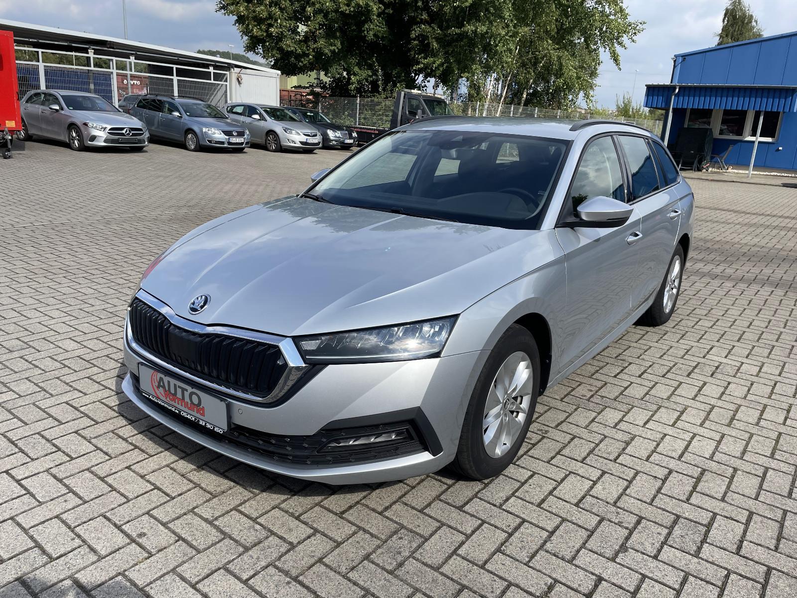 Skoda Octavia Combi Ambition LED,CARPLAY, AHK, 1. Hand