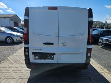 Opel Vivaro - 12