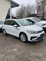 Volkswagen Touran 1.8 TSI DSG Highline Highline - : Kleinbus, Von Privat