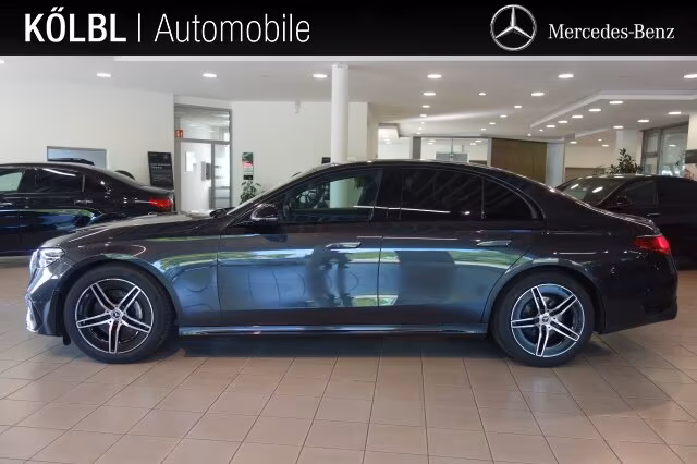 Mercedes-Benz E 220 d AMG LINE PANO KAMERA DISTRON NIGHT TOT