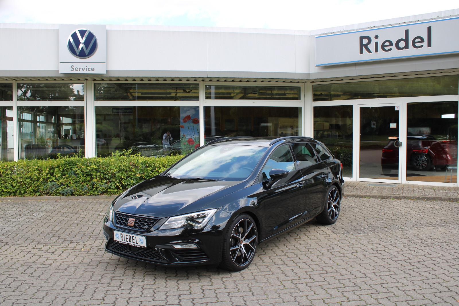 Seat Leon ST Cupra 290, Panorama, Navi, LED