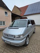 Volkswagen T4 Camper/Caravelle 2,5 TDI - silberne Volkswagen T4 Caravelle