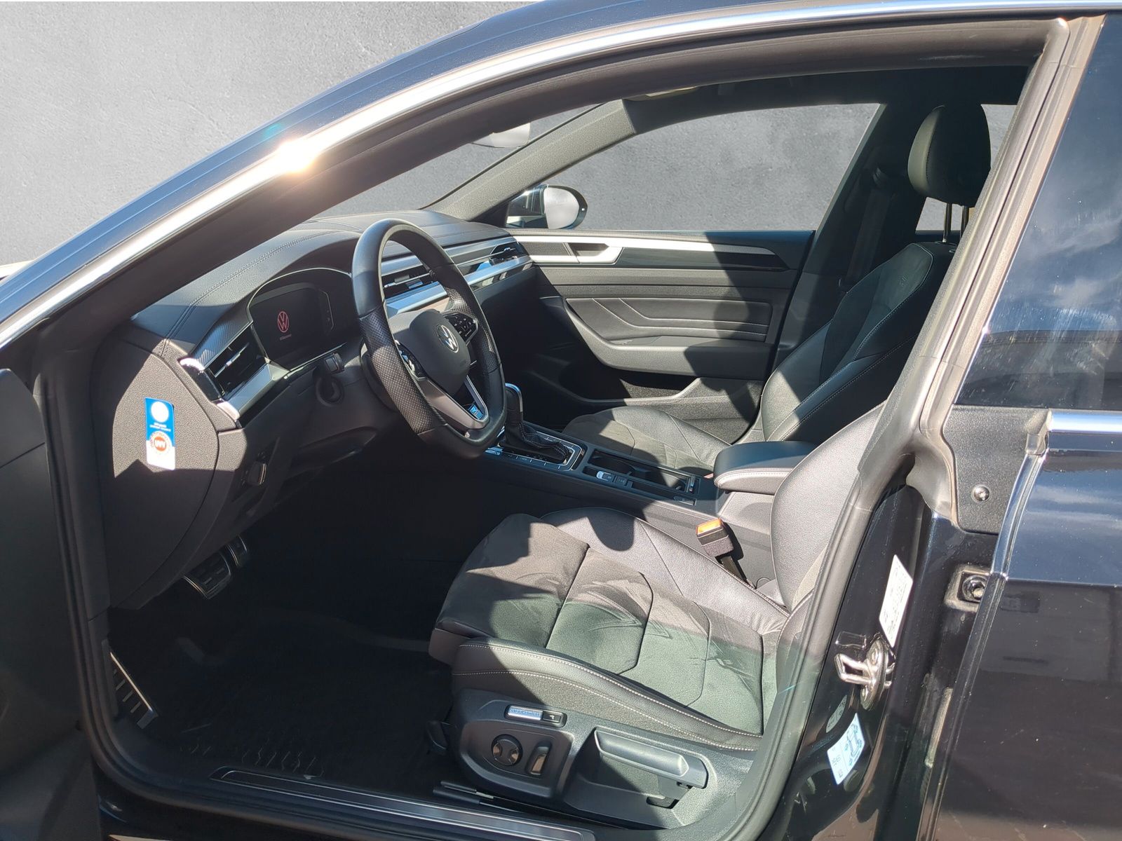 Fahrzeugabbildung Volkswagen Arteon Shooting Brake 2.0 TDI R-Line AHK Standhz