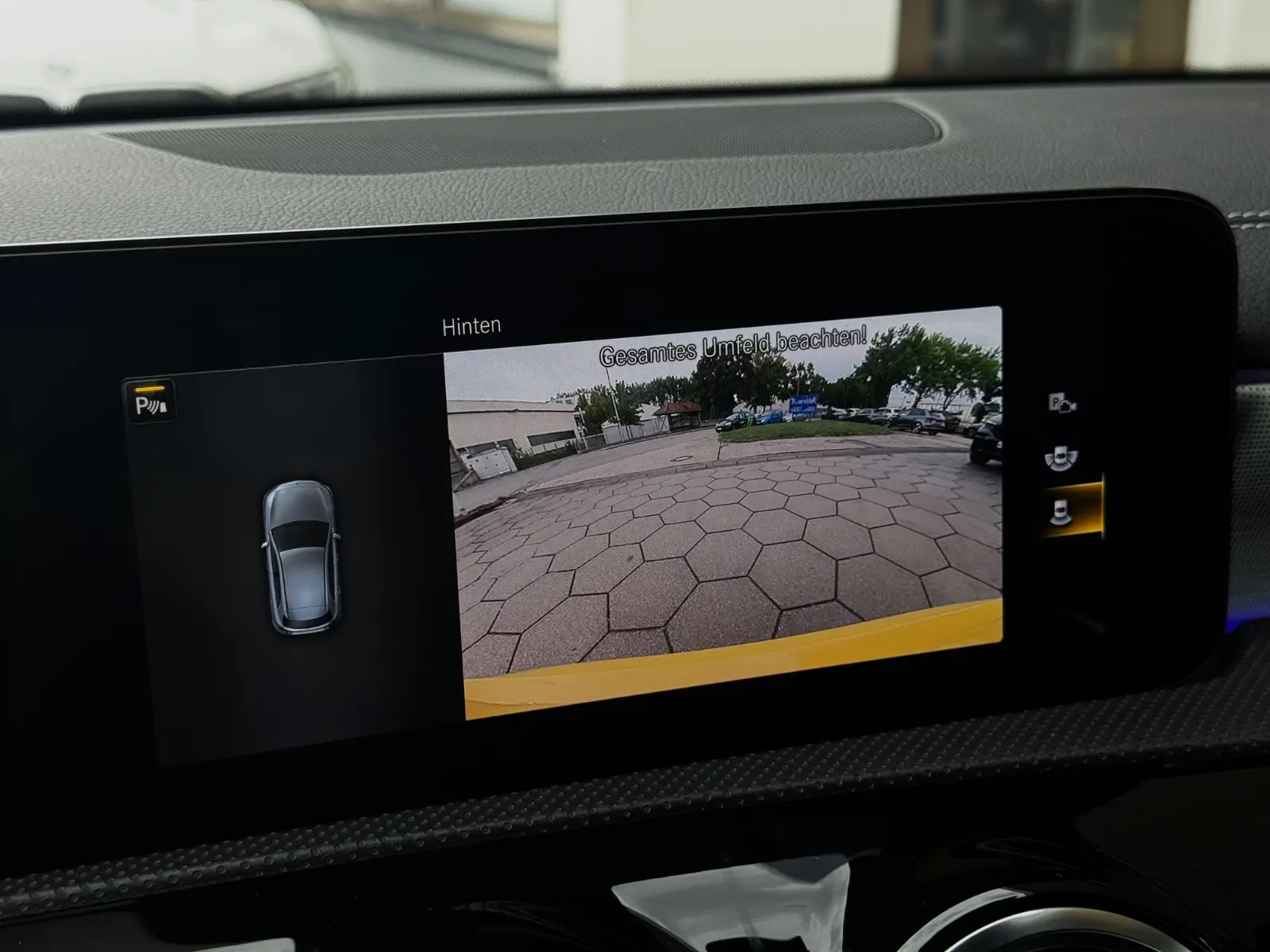 Mercedes-Benz A 250 e AMG YELLOW EDITION/WIDESCREEN/NIGHT/CAM