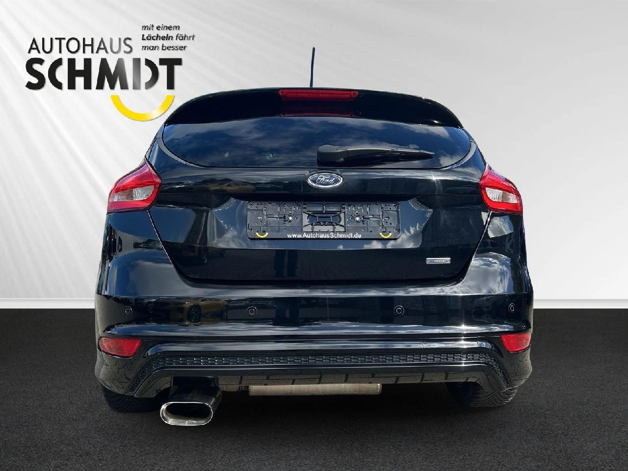 Fahrzeugabbildung Ford Focus Lim. 1,0 ST-Line