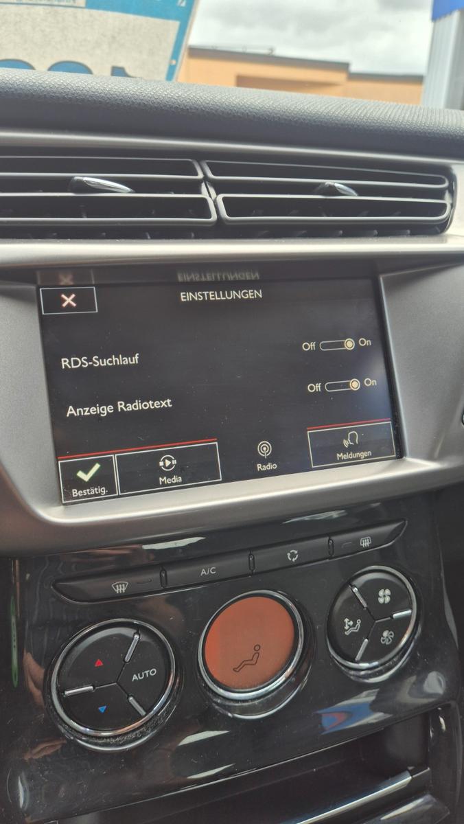 Citroën C3 Selection*AUTOMATIK*AHK*EURO6*