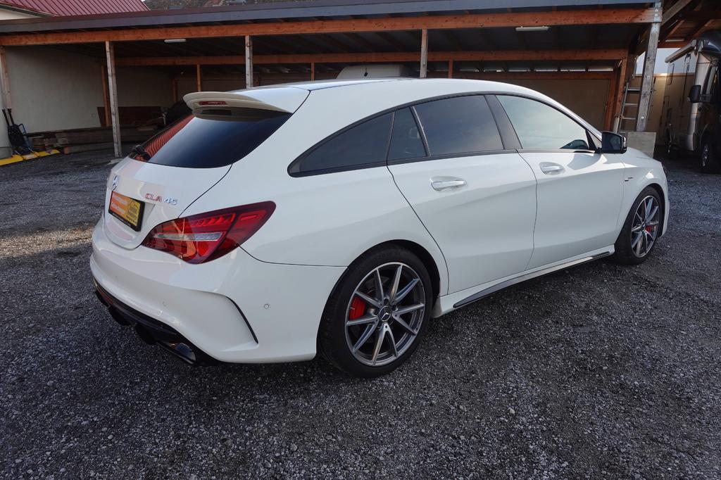 Mercedes-Benz CLA 45 AMG Shooting Brake