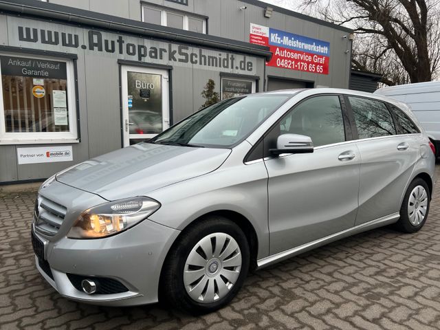 Mercedes-Benz B 200 CDI AUTOM°PDC°TEMPOM°SITZH°MFLR°8xBEREIFT!