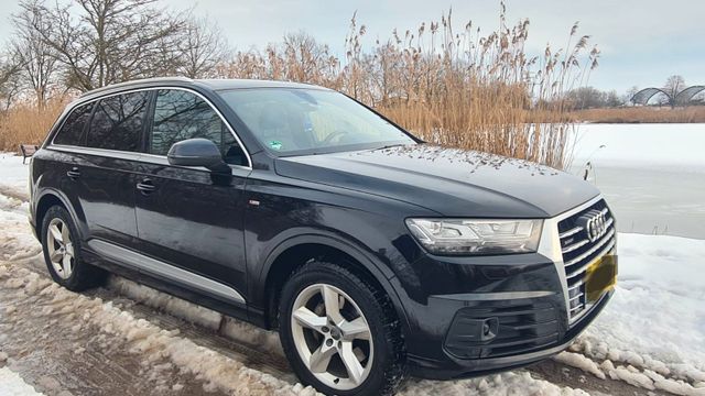 AUDI AUDI Q7 Quatro S-Line zu verkaufen