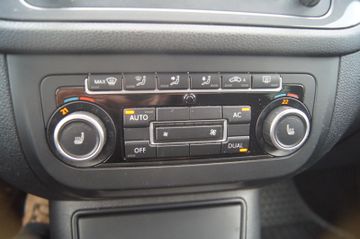 Volkswagen Tiguan - 10