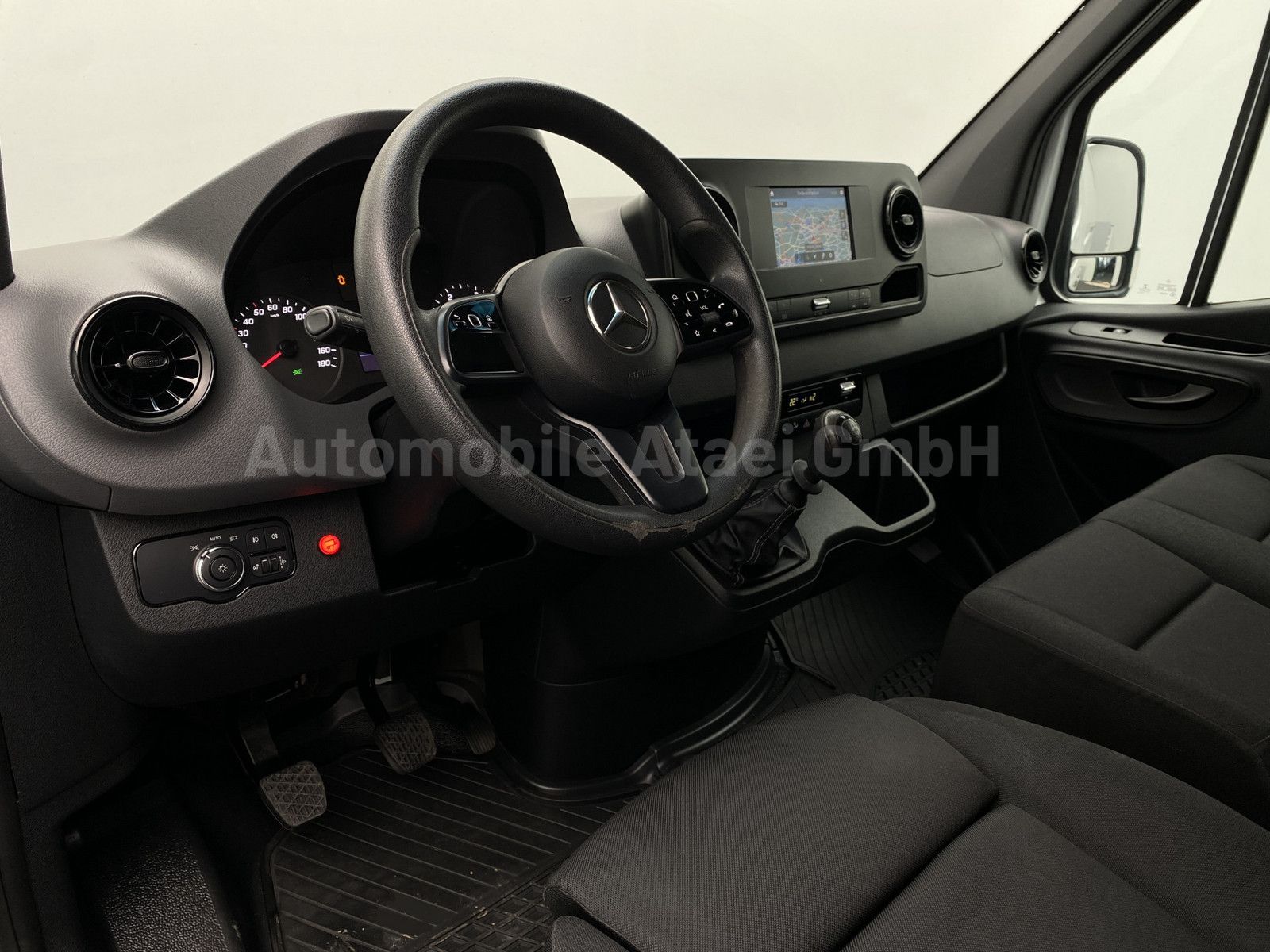 Fahrzeugabbildung Mercedes-Benz Sprinter 316 *MAXI* LADEBORDWAND+AHK 3,5t 5014