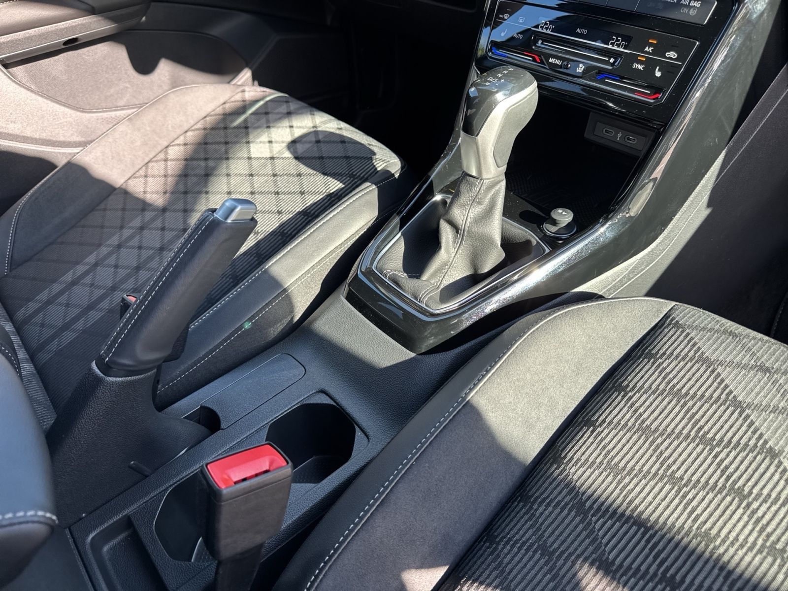 Volkswagen T-Cross - Bild 21