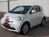 Toyota IQ Basis TÜV-SERVICE NEU Perlmutweiß 4-5L verb. - weiße Toyota IQ