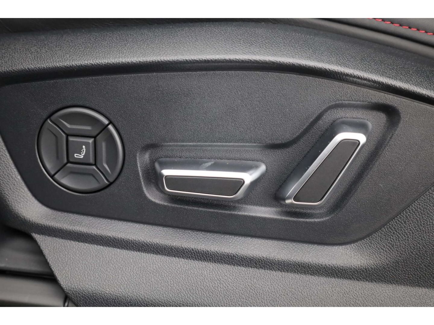 Audi SQ8 - Bild 17