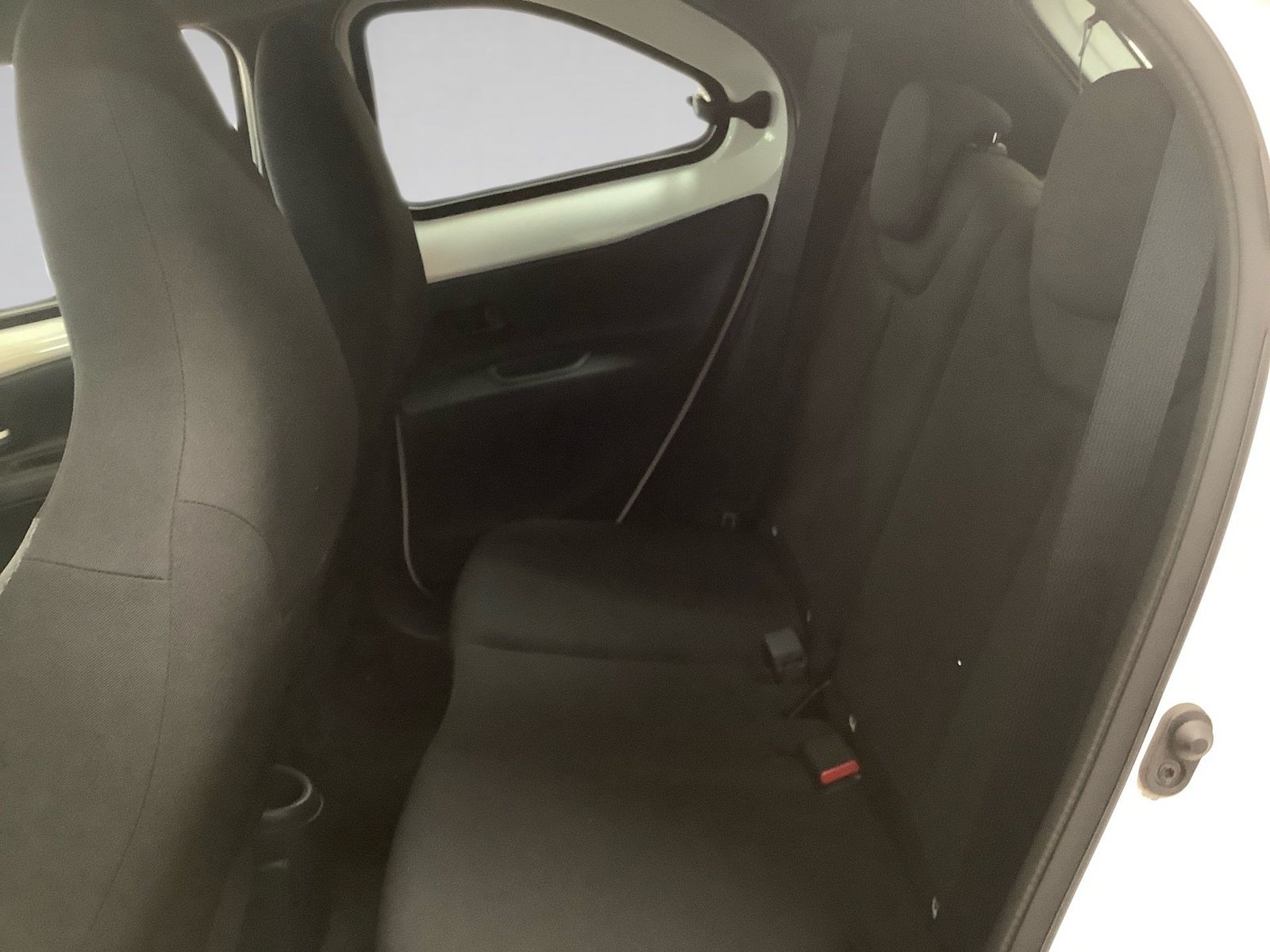 Fahrzeugabbildung Toyota Aygo X 1.0 Business Edition Navi,SHZ,SoundSys,AC