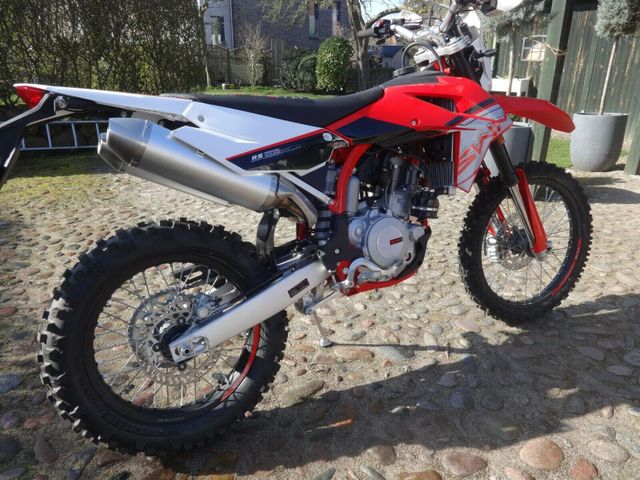 SWM 4x RS 500 R /   NEU Sofort !!!