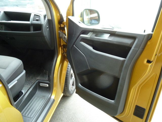 Volkswagen T6 Multivan CARAVELLE LED ACC NAVI AHK foto 12