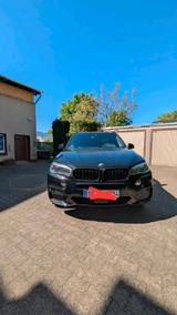 BMW X5 50i M Paket in schwarz - BMW 550 in Dortmund