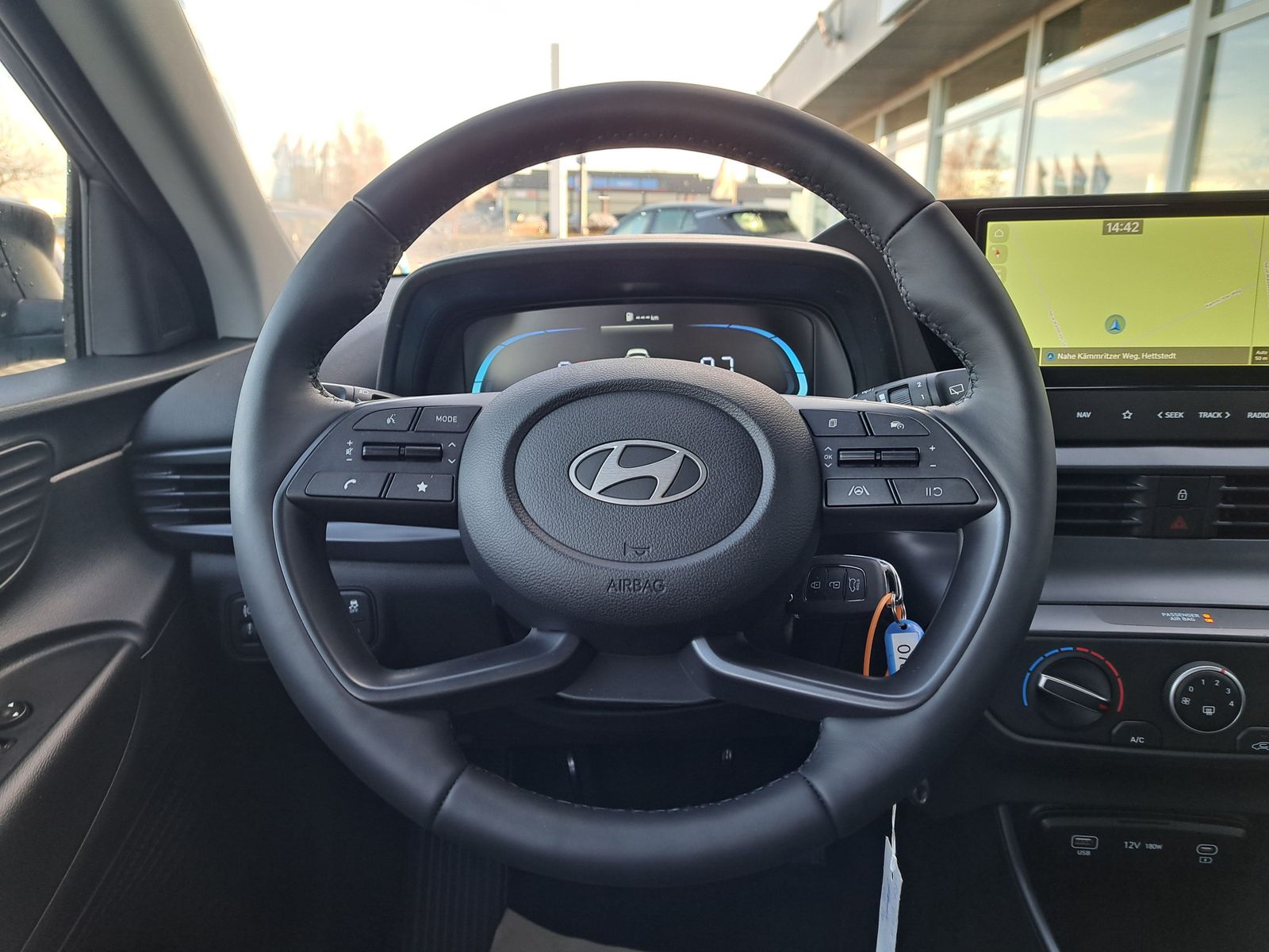 Fahrzeugabbildung Hyundai i20 1.2 NAVI ALU WINTERPAKET KAMERA KLIMA