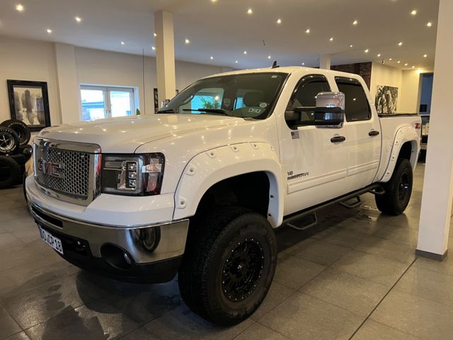 GMC Sierra SLE PU mit 20cm Höherlegung, LPG etc.