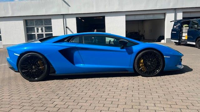 Fahrzeugabbildung Lamborghini Aventador S Coupé VOLL*Carbon*