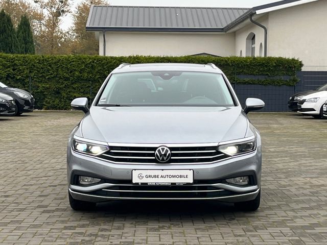 Volkswagen Passat Variant Elegance DSG*StHz*IQ-LIGHT*PANO