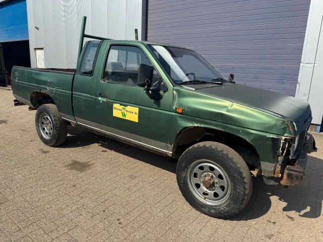 Nissan King Cab **DIESEL-4X4**