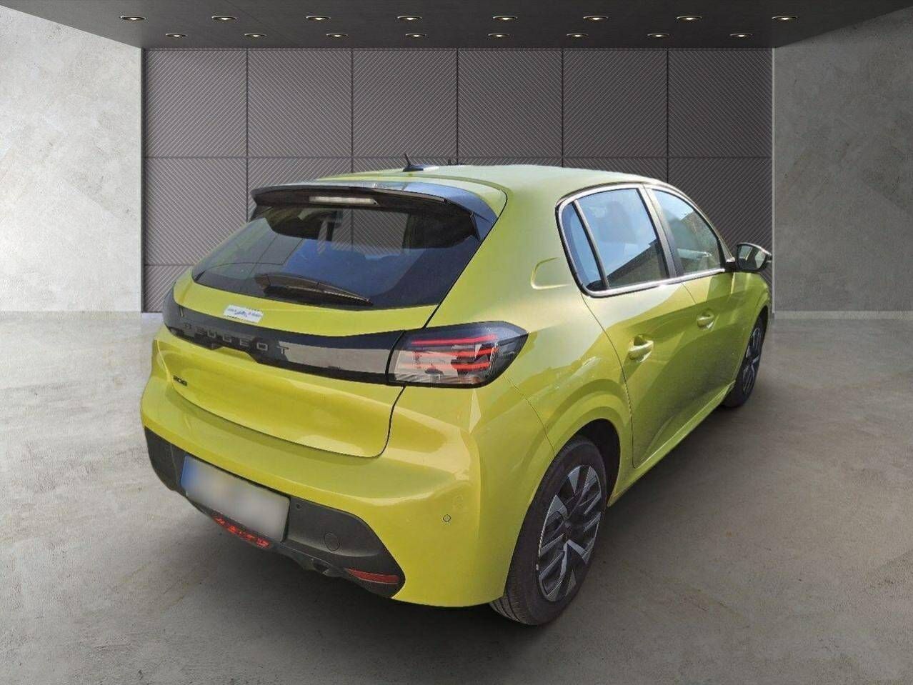 Fahrzeugabbildung Peugeot 208 Active Pure Tech 74Kw