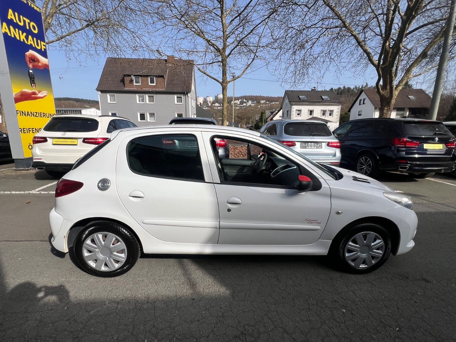 Fahrzeugabbildung Peugeot 206 + Sport Racing Edition*TÜV/ÖL NEU*