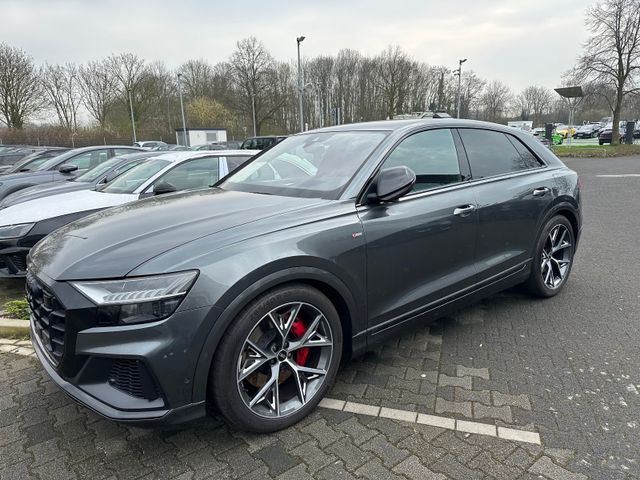 Audi Q8 60TFSIe qu S LINE B&O LUFT HuD AHK NACHT 22"