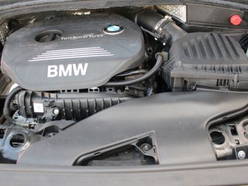 BMW 218 - 6