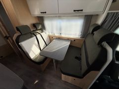 Sunlight A 68 Familienfahrzeug (5-6 Personen)