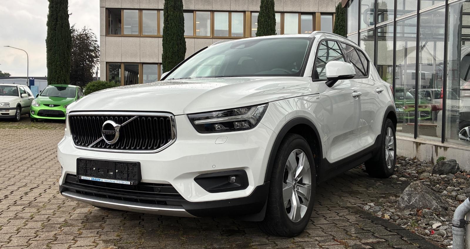 Volvo XC 40 Momentum Pro AWD 8x Alu AHK