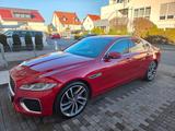 Jaguar XF P300 AWD HSE ACC HUD Garantie Allwetter - gebrauchte Jaguar XF aus dem Jahr 2022
