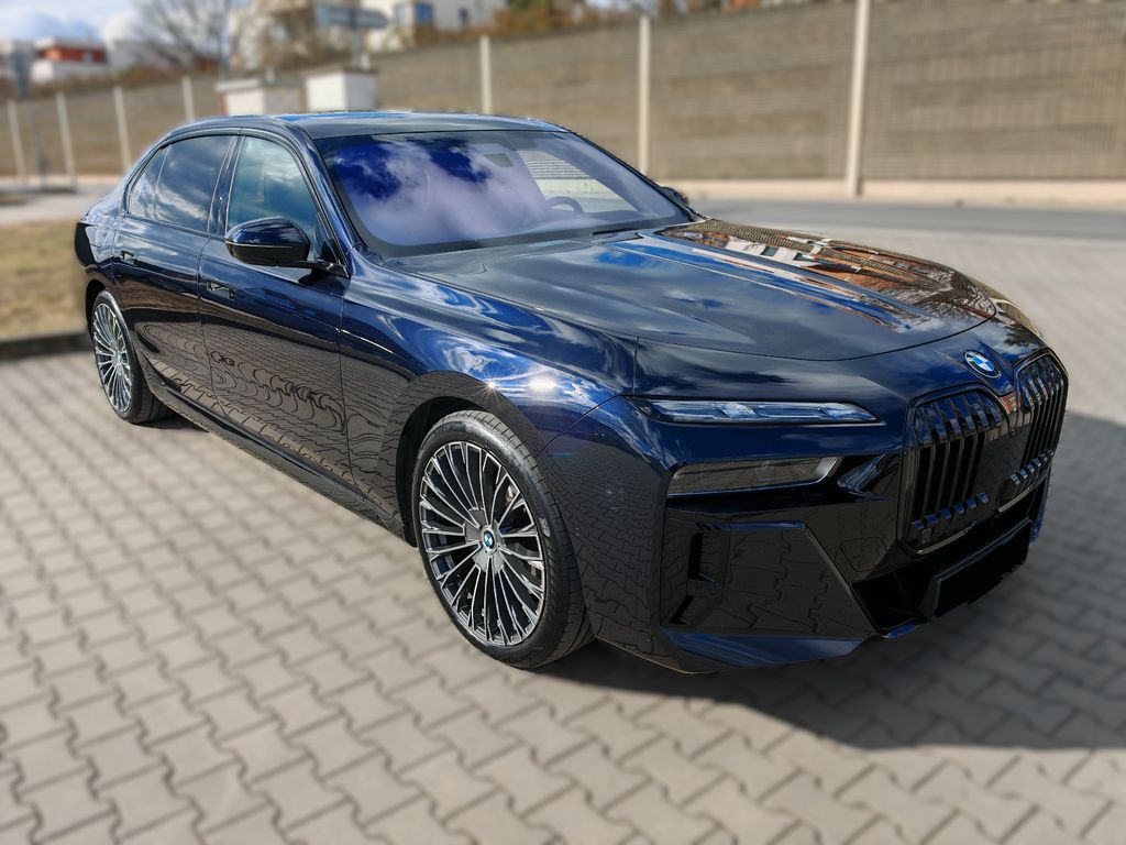 BMW 740