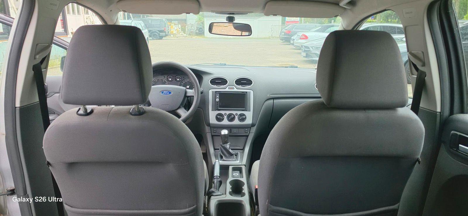 Ford Focus 2006 — photo 5