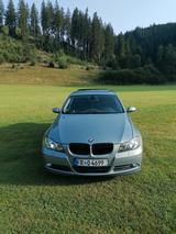 BMW 330i - - BMW 330 aus 2006: 330i