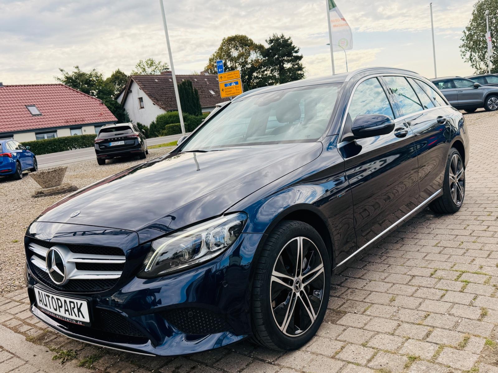 Mercedes-Benz C-Class e T-Modell *AVANTGARDE*AHK*LED*LEDER*NAVI*, миниатюра 3